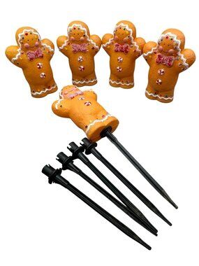 Set Of 5 Gingerbread Man Outdoor Christmas Lawn Ornaments Ground Stakes READ
